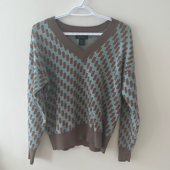 Size small comfortable blue and tan print sweater - Picture 1 of 3